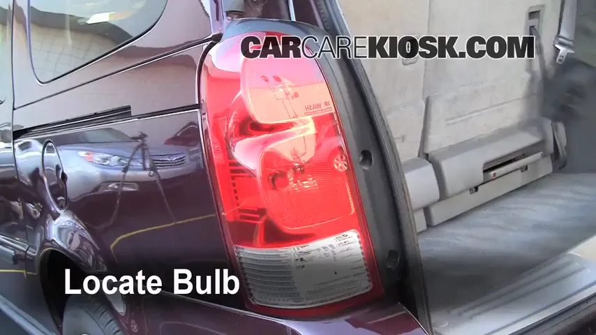 2008 Chevrolet Uplander LS 3.9L V6 Lights Tail Light (replace bulb)